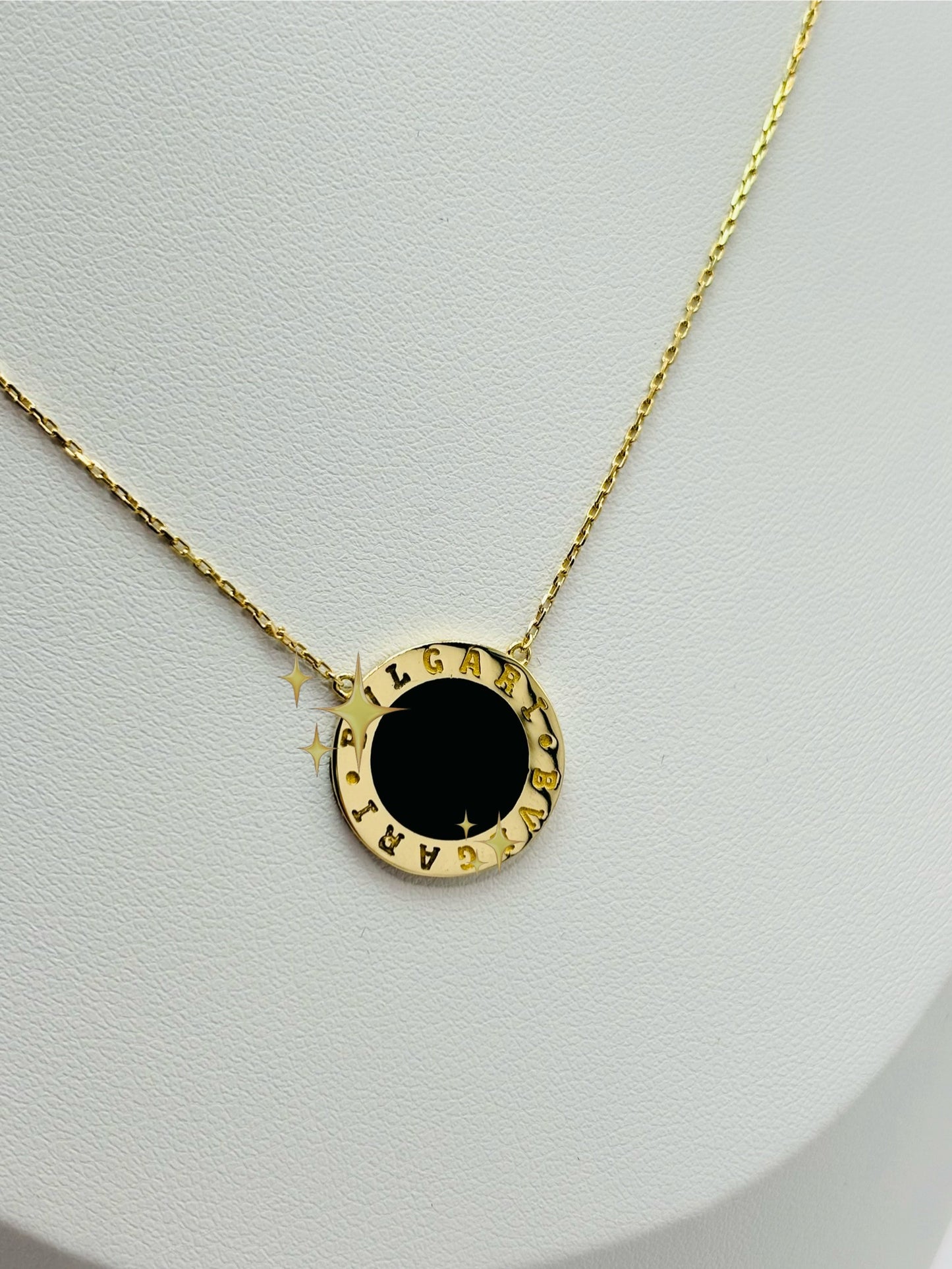 18K Gold Black Attached Circle Necklace
