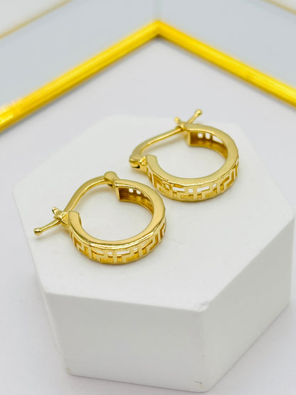 18K Gold Loop Earrings