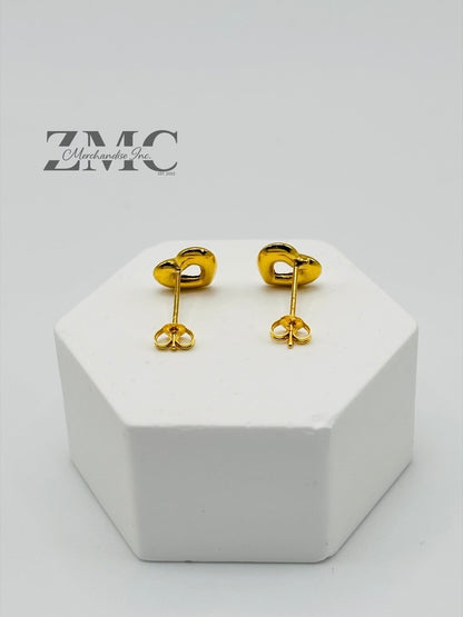 18K Gold Heart Earrings