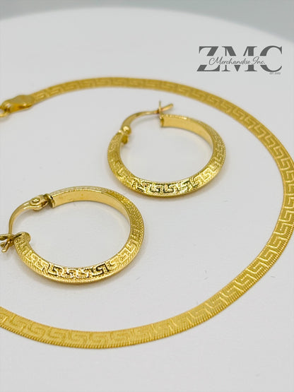 18K Gold F Bracelet and Loop Earrings Set