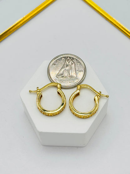 18K Gold Loop Earrings