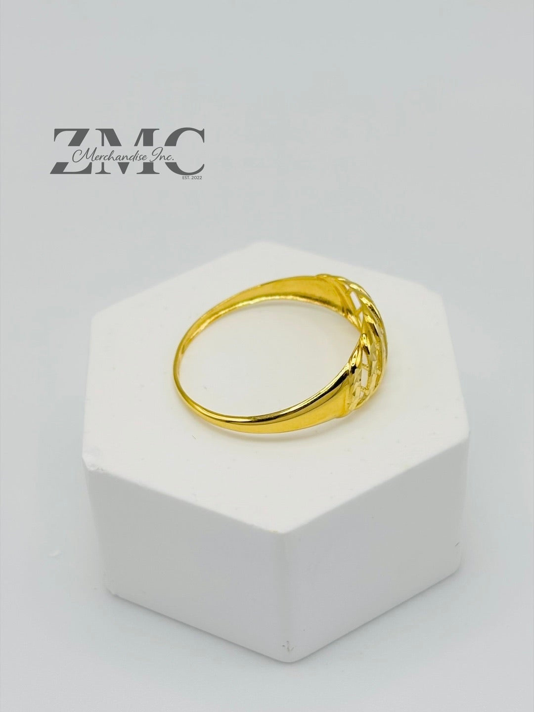 18K Gold Net Diamond Cut Ring