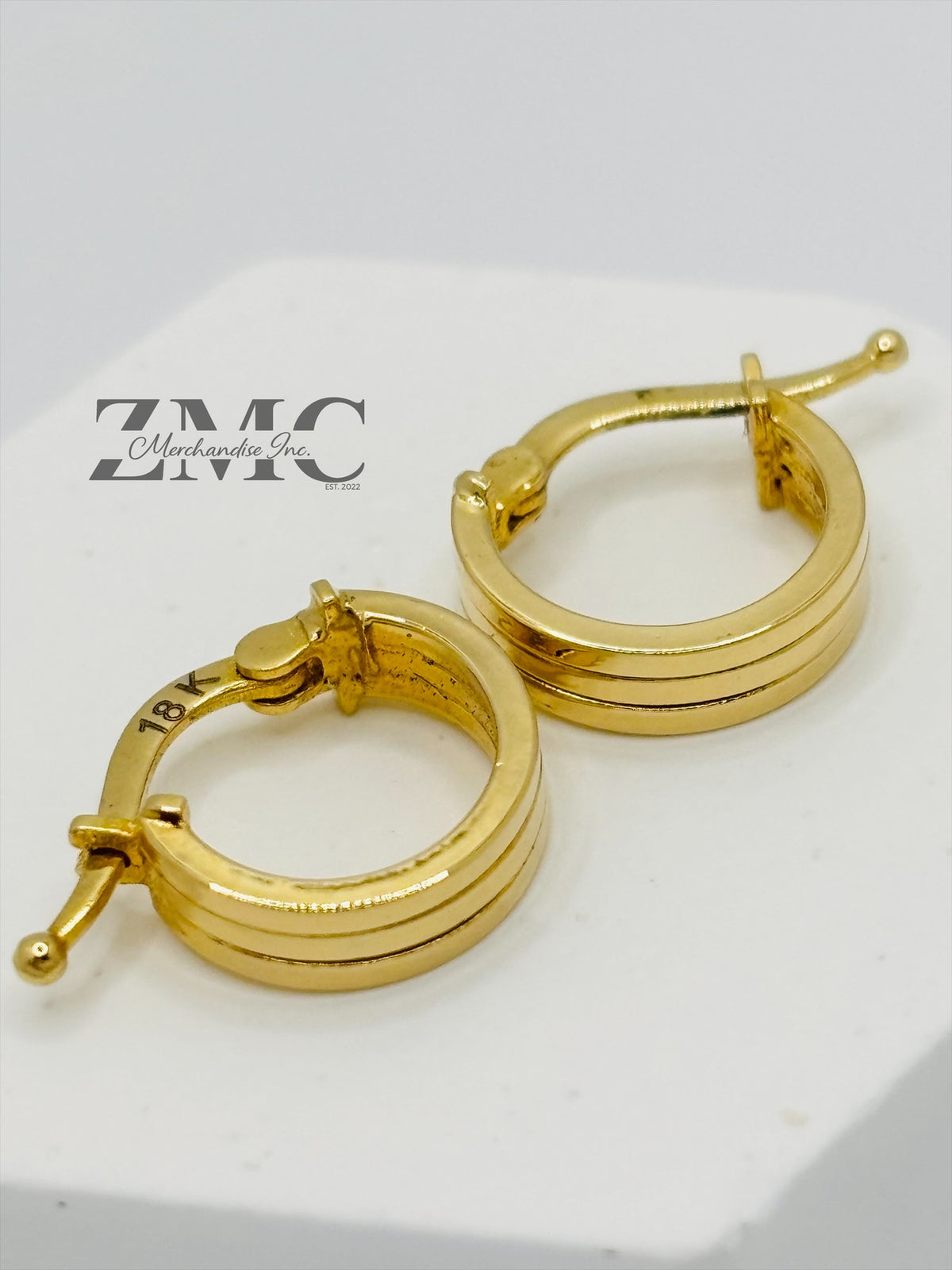 18K Gold Huggies Loop Earrings (Imperfection)