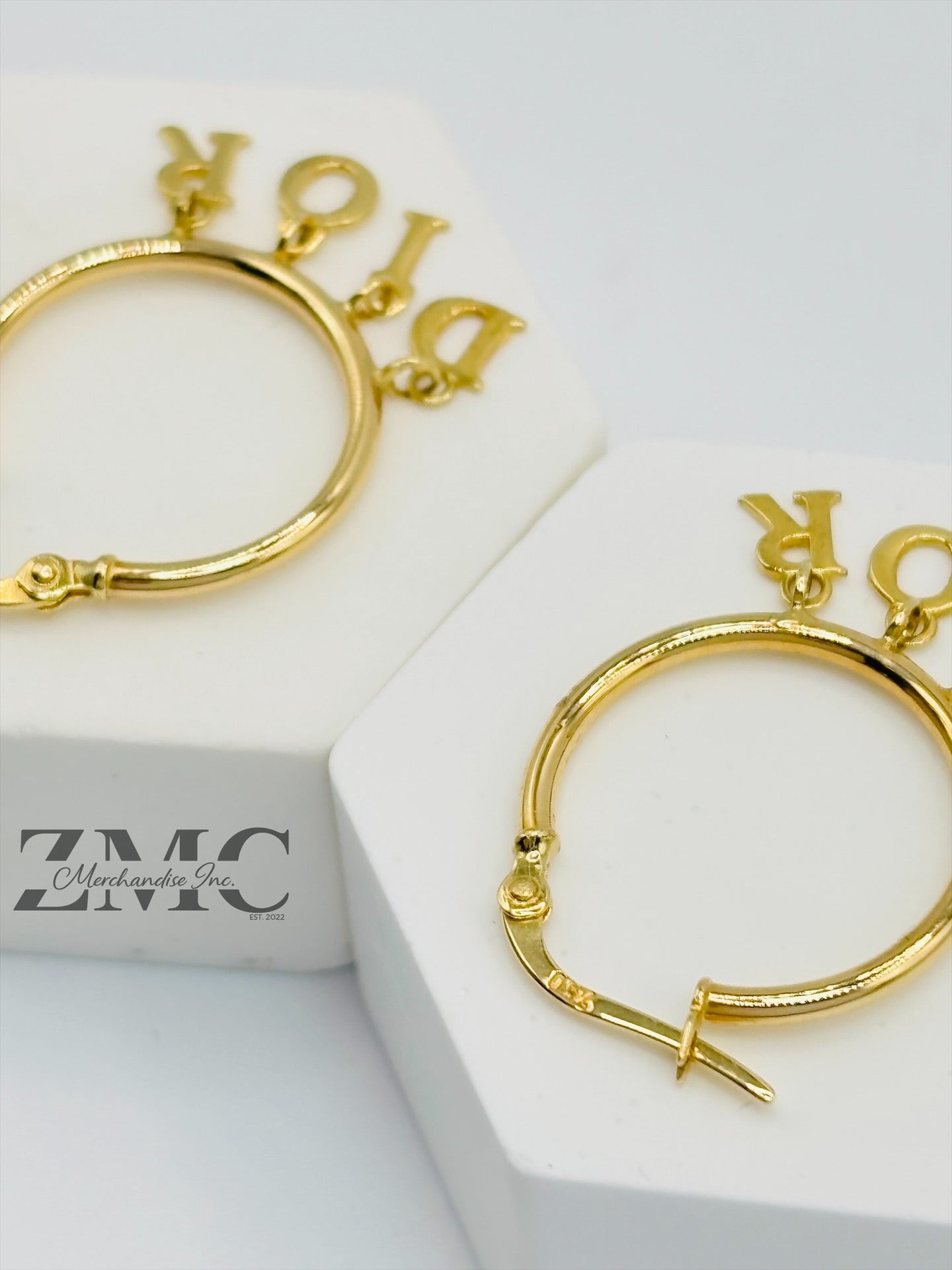 18K Gold D Loop Earrings