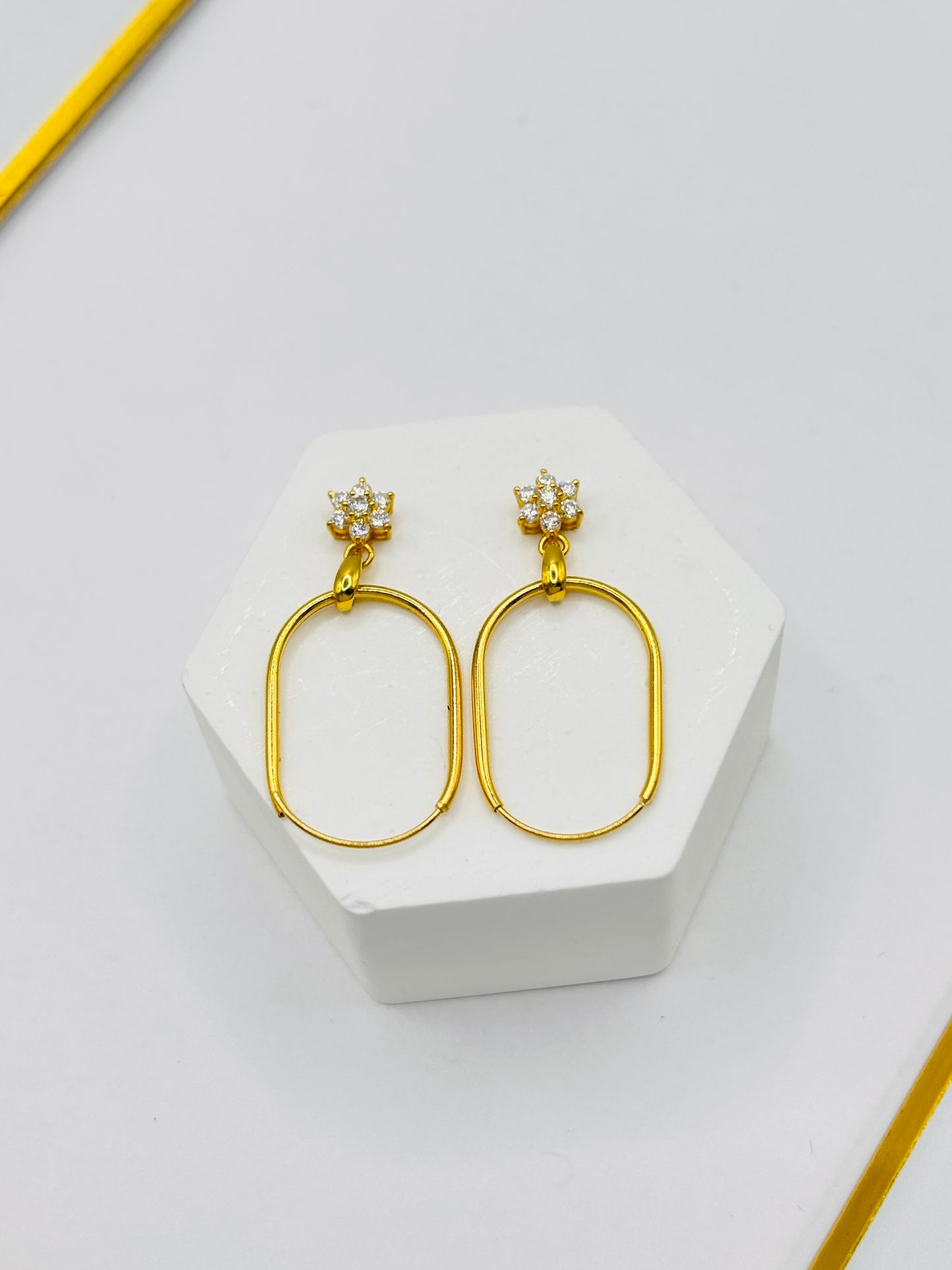 18K Gold Oval Loop with Rositas Earrings