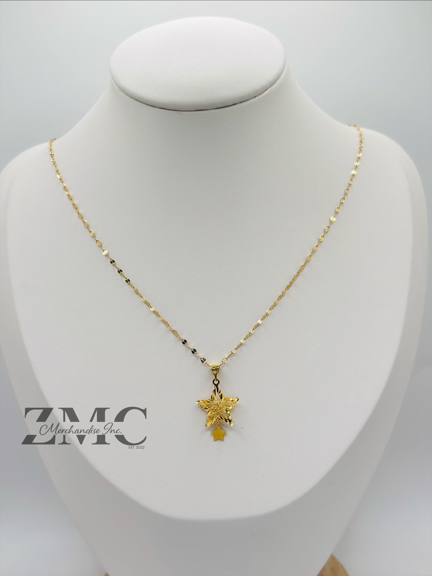 18K Gold Star Necklace