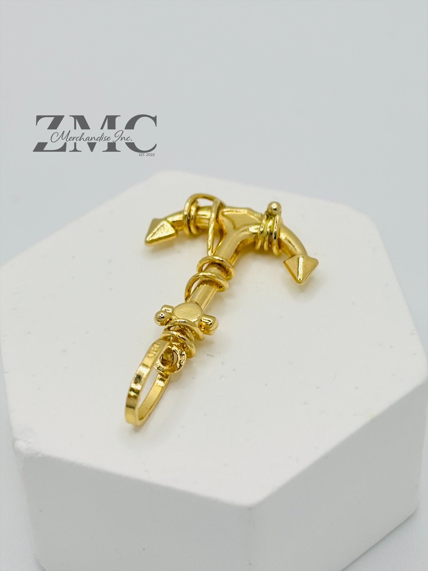 18K Gold Anchor Pendant