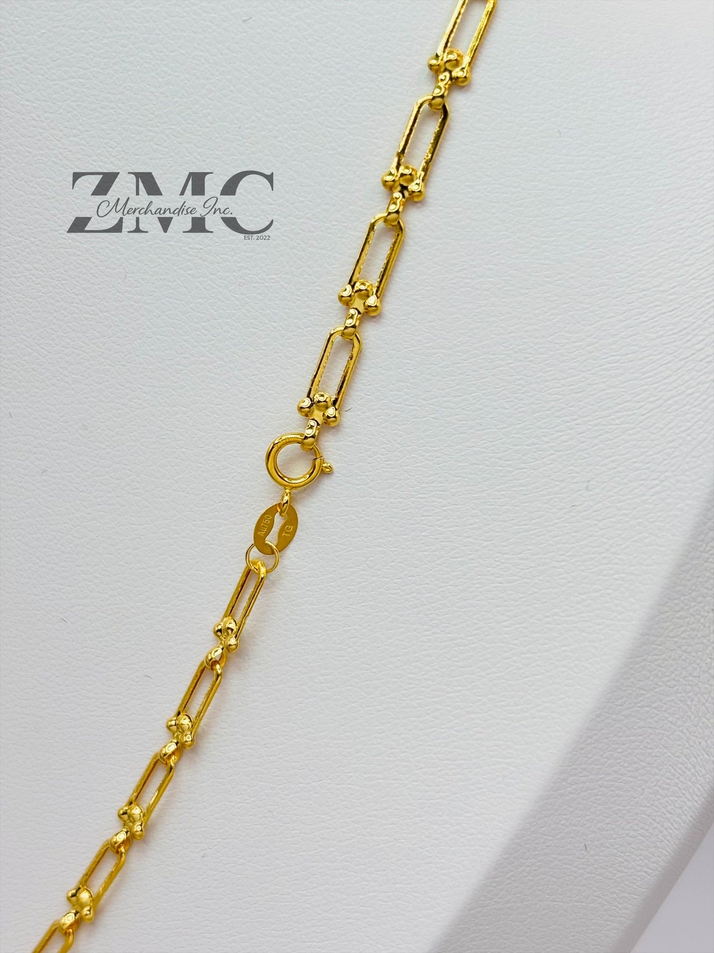 18K Gold Flat Hardware Clover Necklace