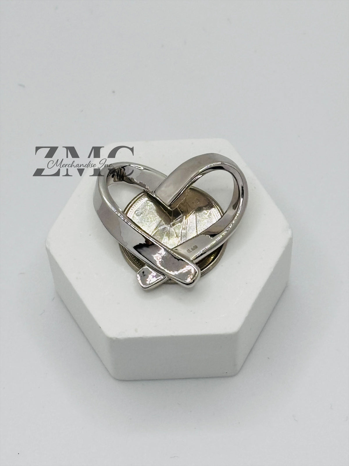 18K White Gold Open Heart Pendant (Electroform)