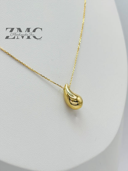 18K Gold Teardrop Attached Pendant Necklace