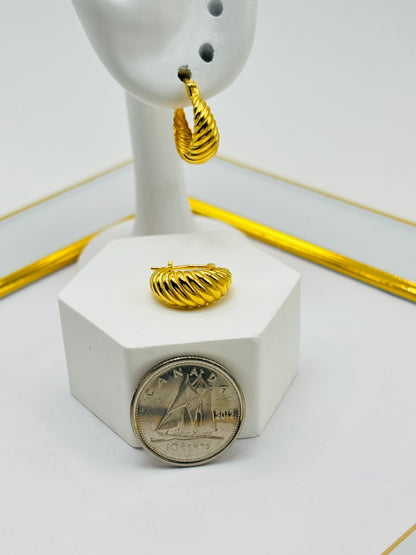 18K Gold Twisted Loop Earrings
