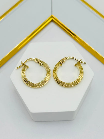 18K Gold Small Loop Earrings