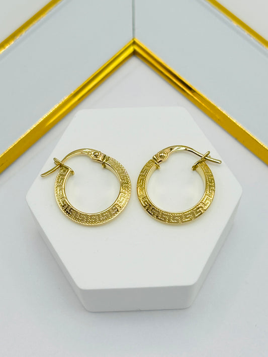 18K Gold Small Loop Earrings