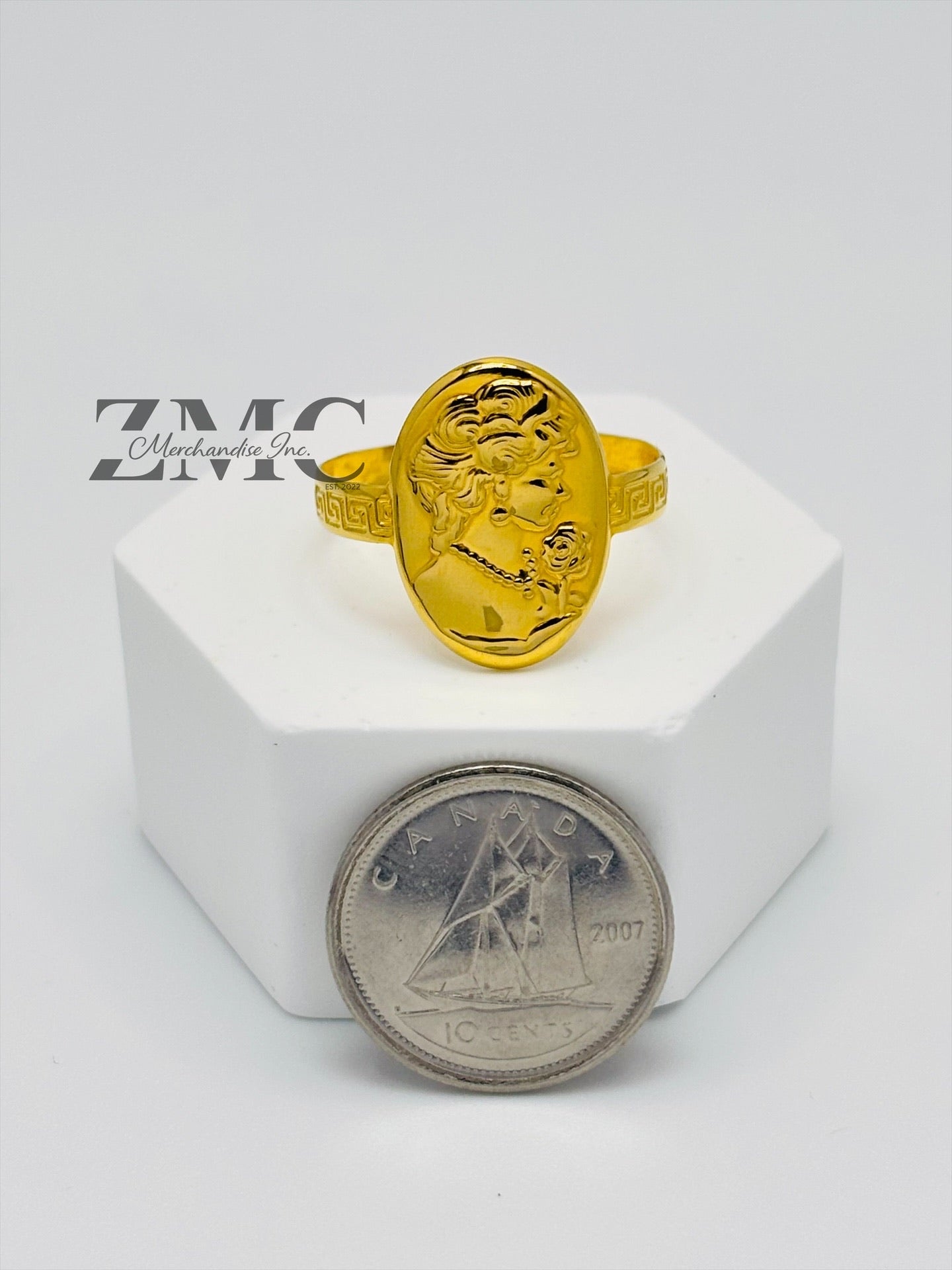 18K Gold Cameo Ring