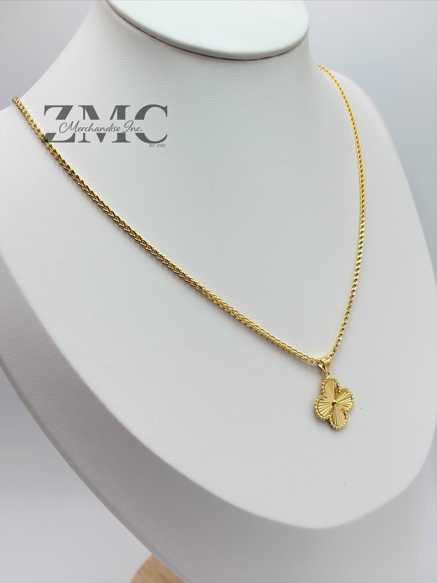 18K Gold Clover Necklace