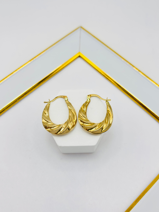 18K Gold Loop Earrings