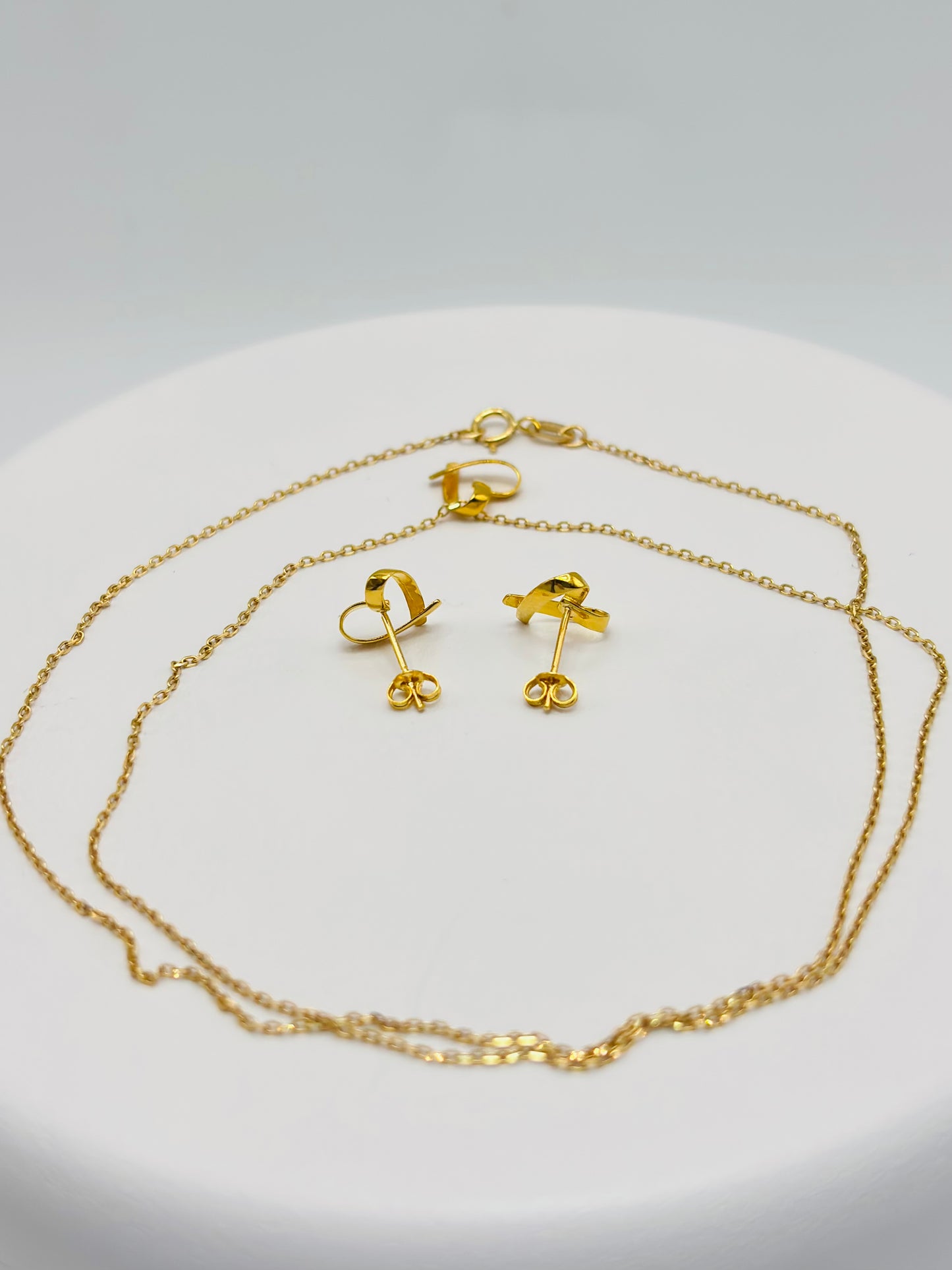 18K Gold Small Open Heart Earrings and Necklace Set