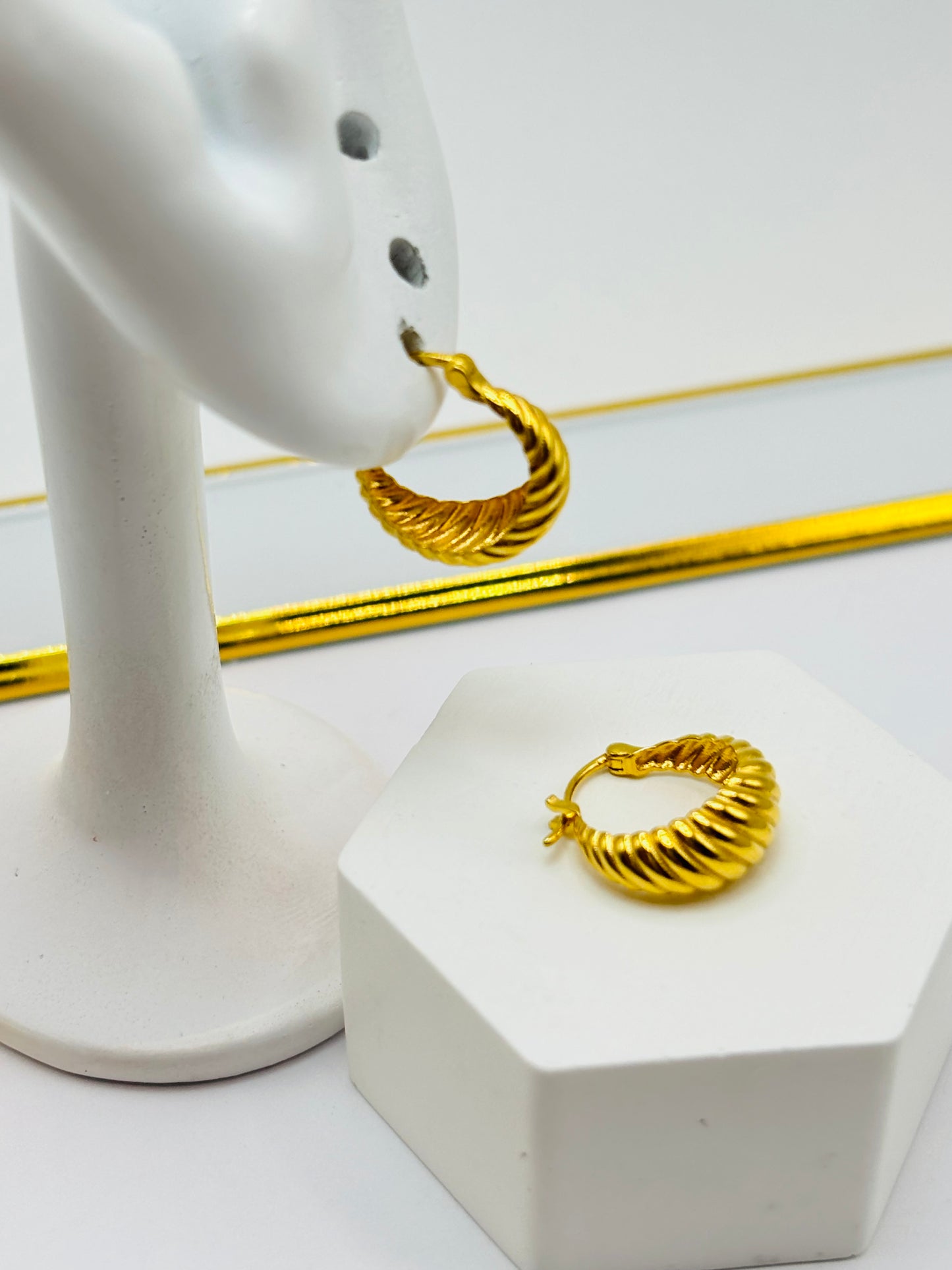 18K Gold Twisted Loop Earrings