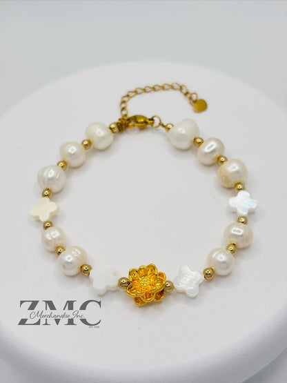 18K Gold Lucky Lotus Flower Bracelet Fresh Water Pearl Stone ( Hollow Empty Inside)