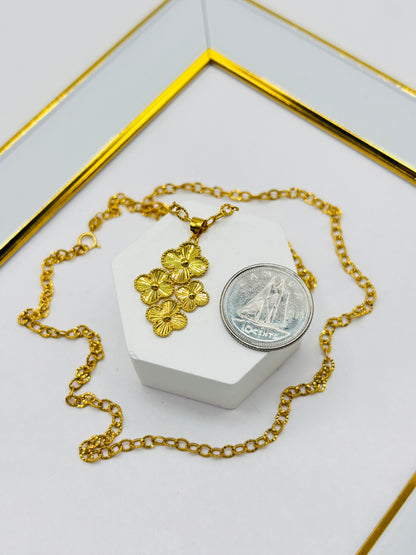 18K Gold Clover Necklace