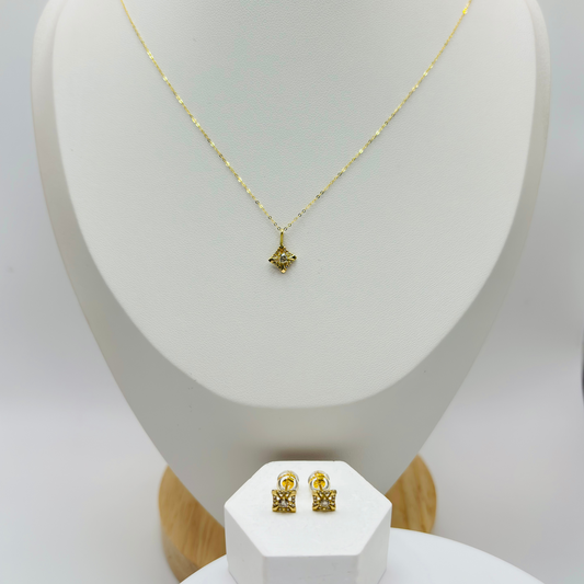 K18 Japan Gold Pendant and Earrings Natural Diamonds with FREE 18K Gold Chain Set