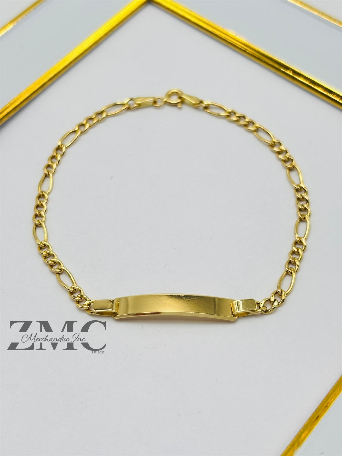18K Gold Name Figaro Bracelet