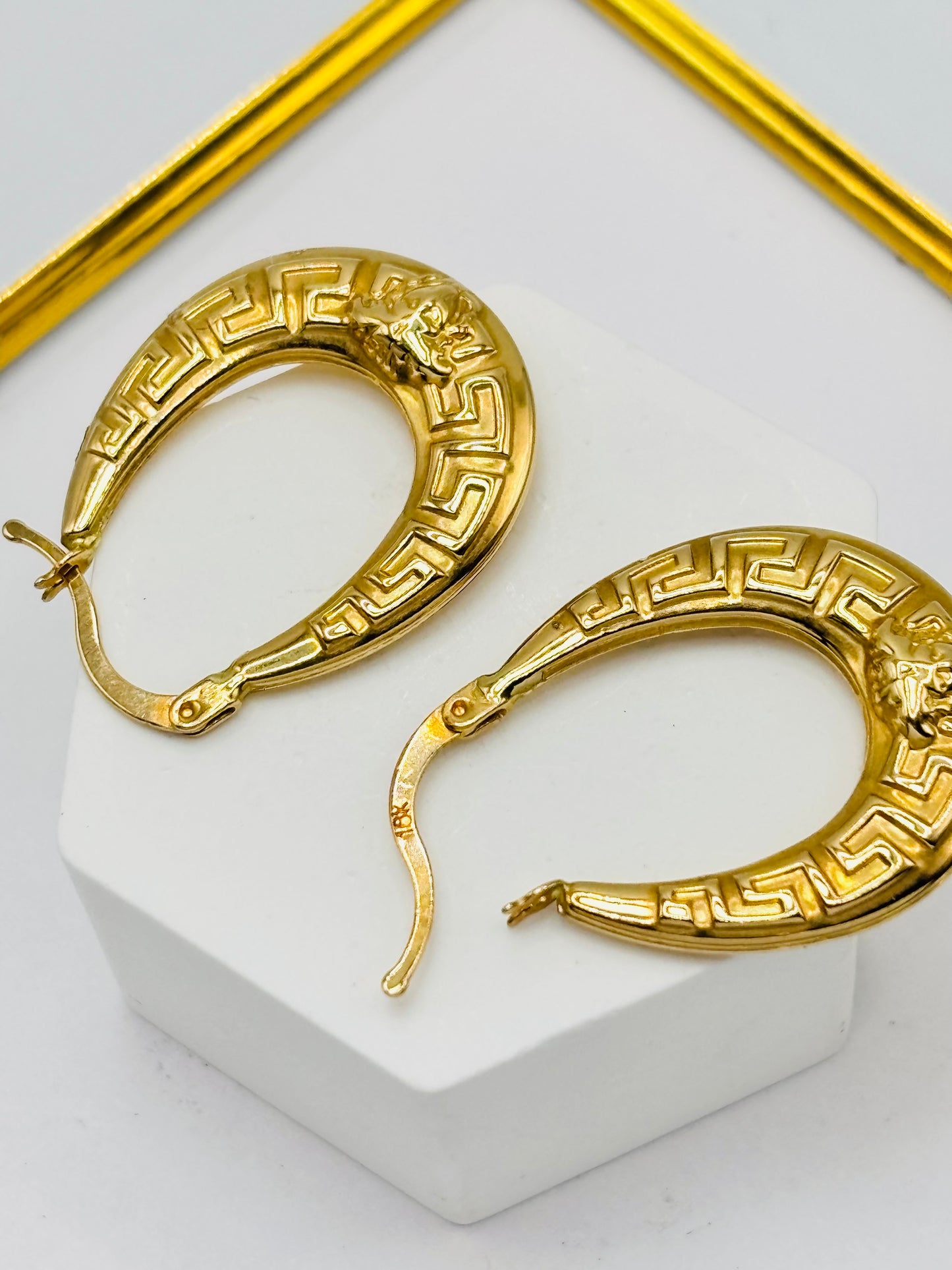 18K Gold Loop Earrings