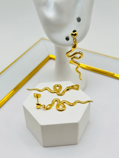 18K Gold Snake Earrings and Pendant Set