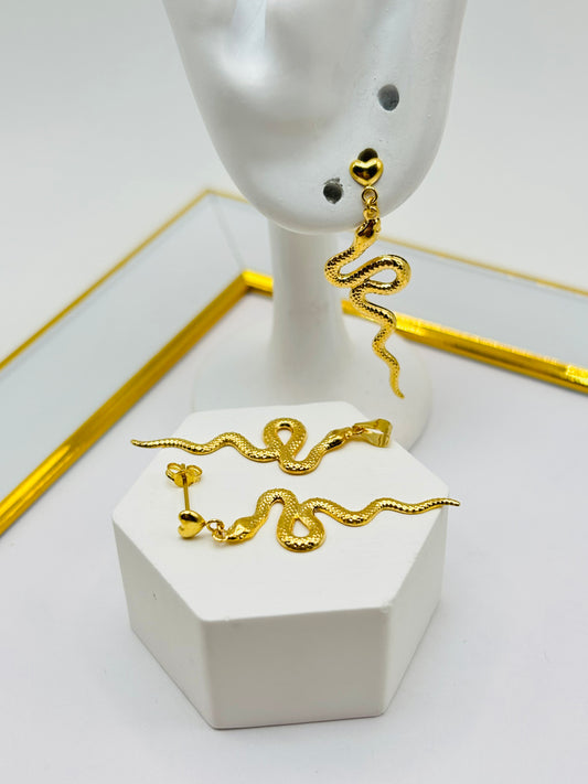 18K Gold Snake Earrings and Pendant Set