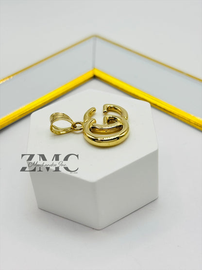 18K Gold G Pendant
