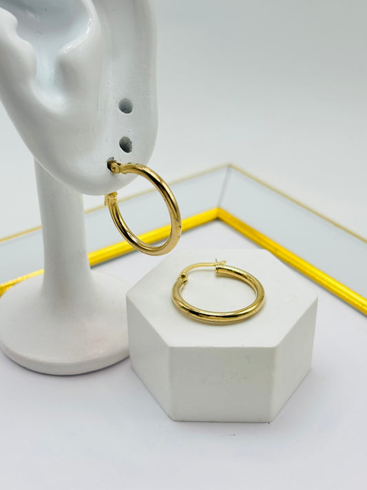 18K Gold Plain Loop Earrings