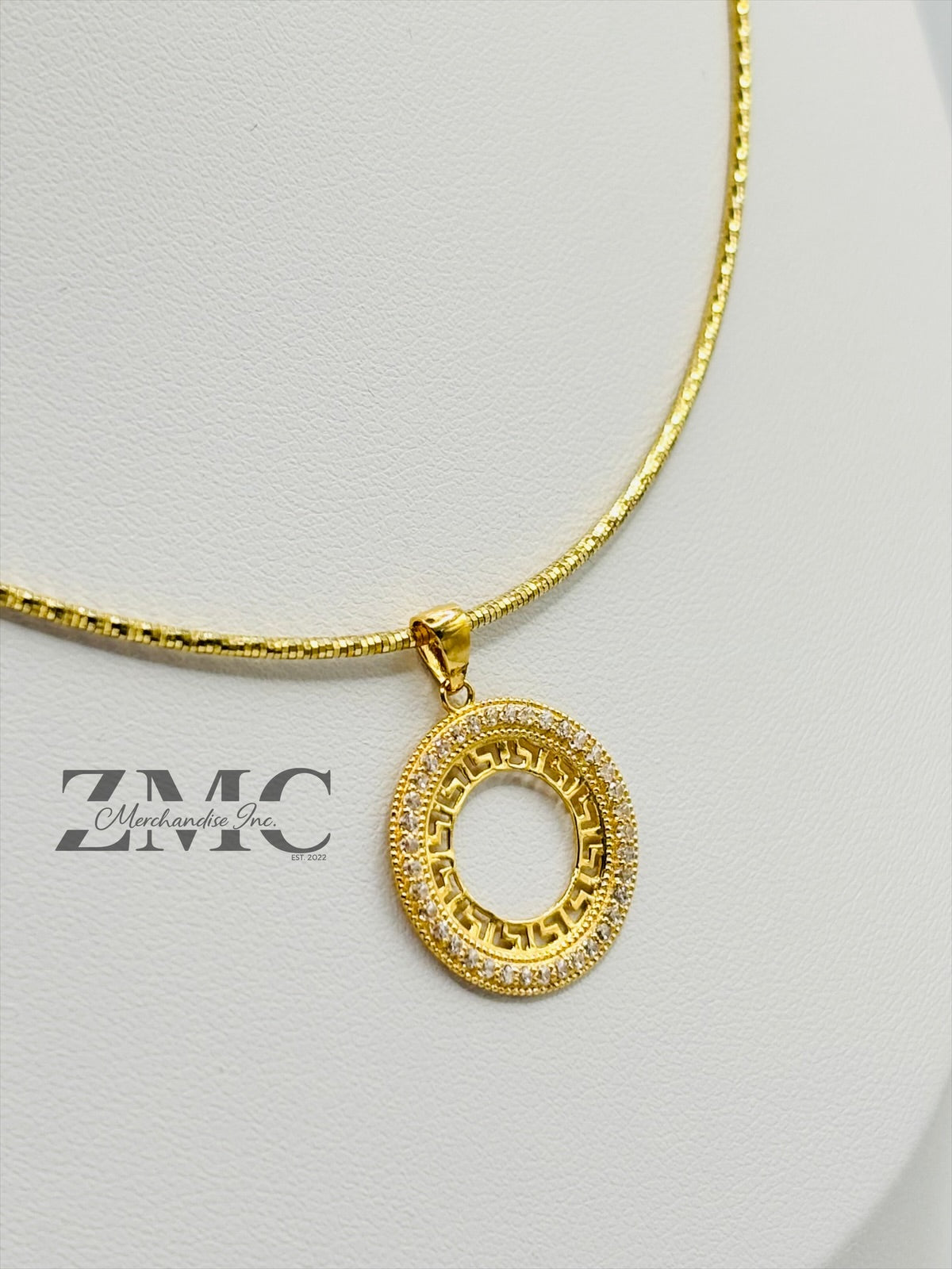 18K Gold Omega Circle Necklace