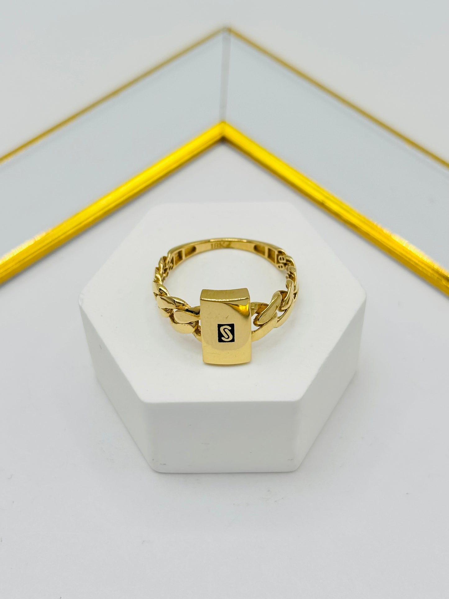18K Gold Ring