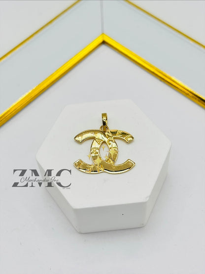 18K Gold C Pendant