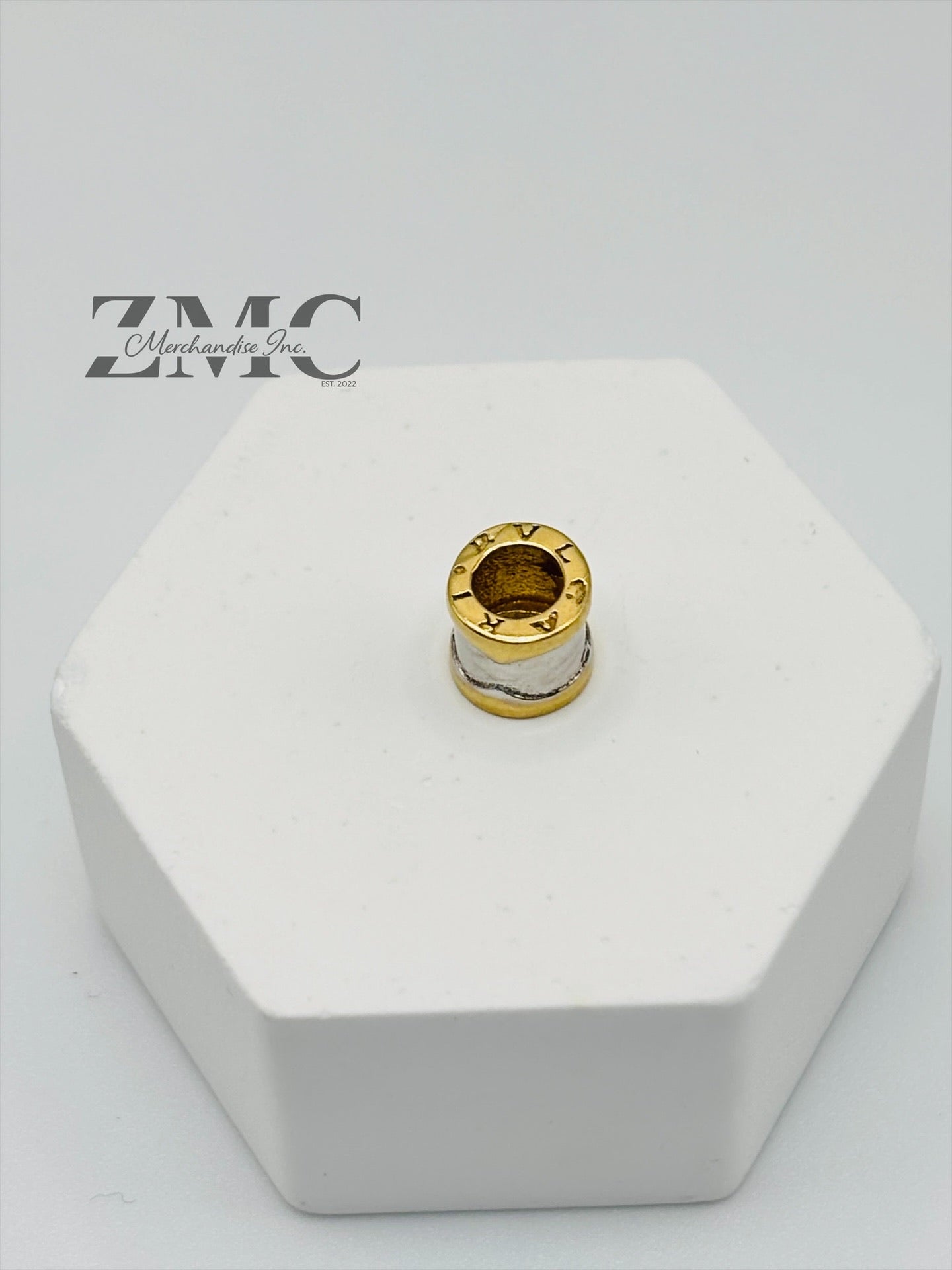 18K Gold Two-tone Barrel Pendant