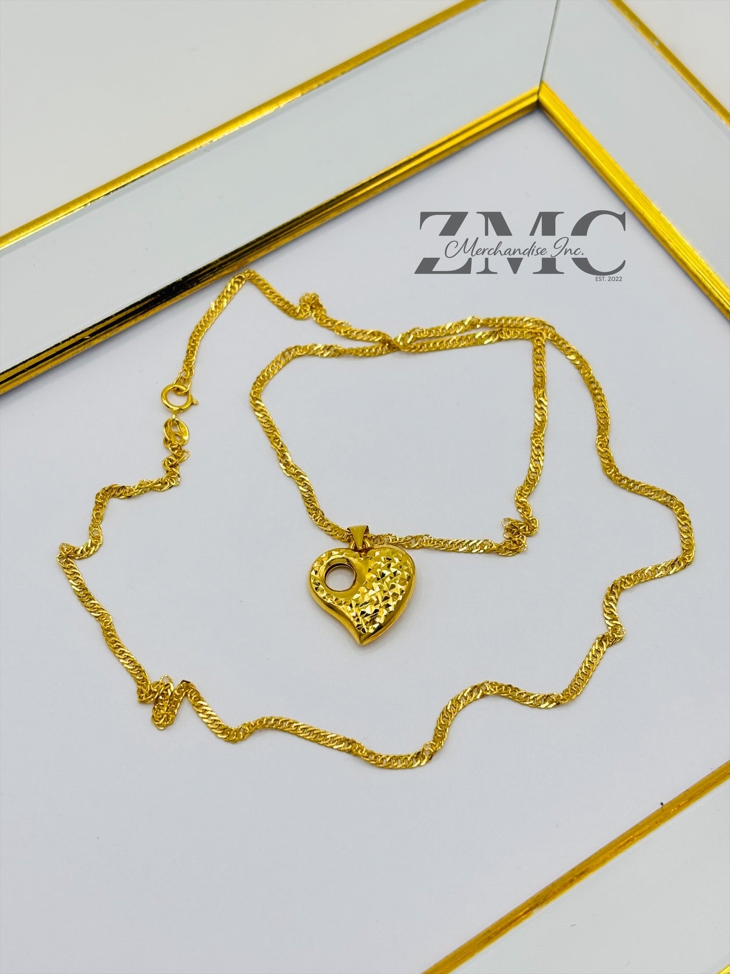 18K Gold Diamond Cut Heart Necklace