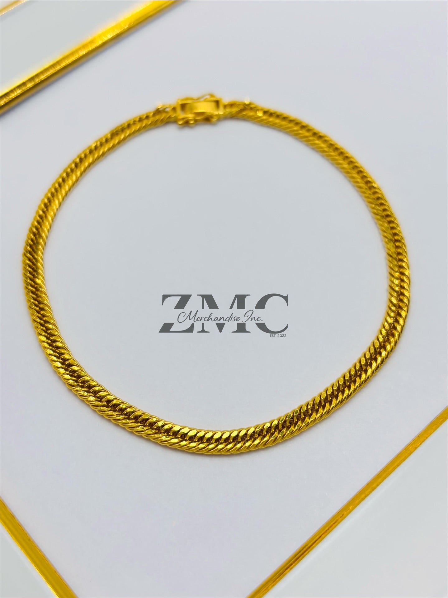 18K Gold Triple Lock Bracelet