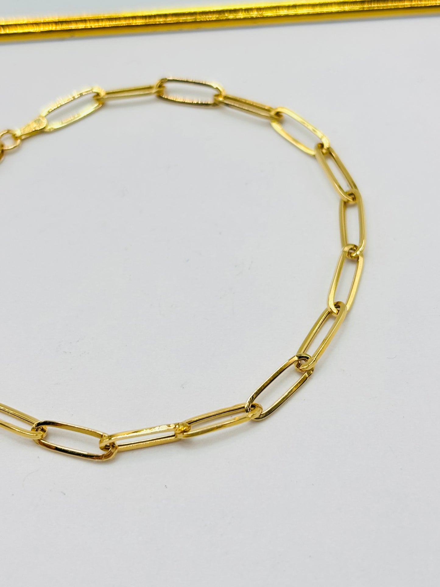 18K Gold Paperclip Bracelet 11 mm Link (Lobster Lock)