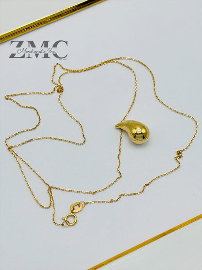 18K Gold Teardrop Attached Pendant Necklace