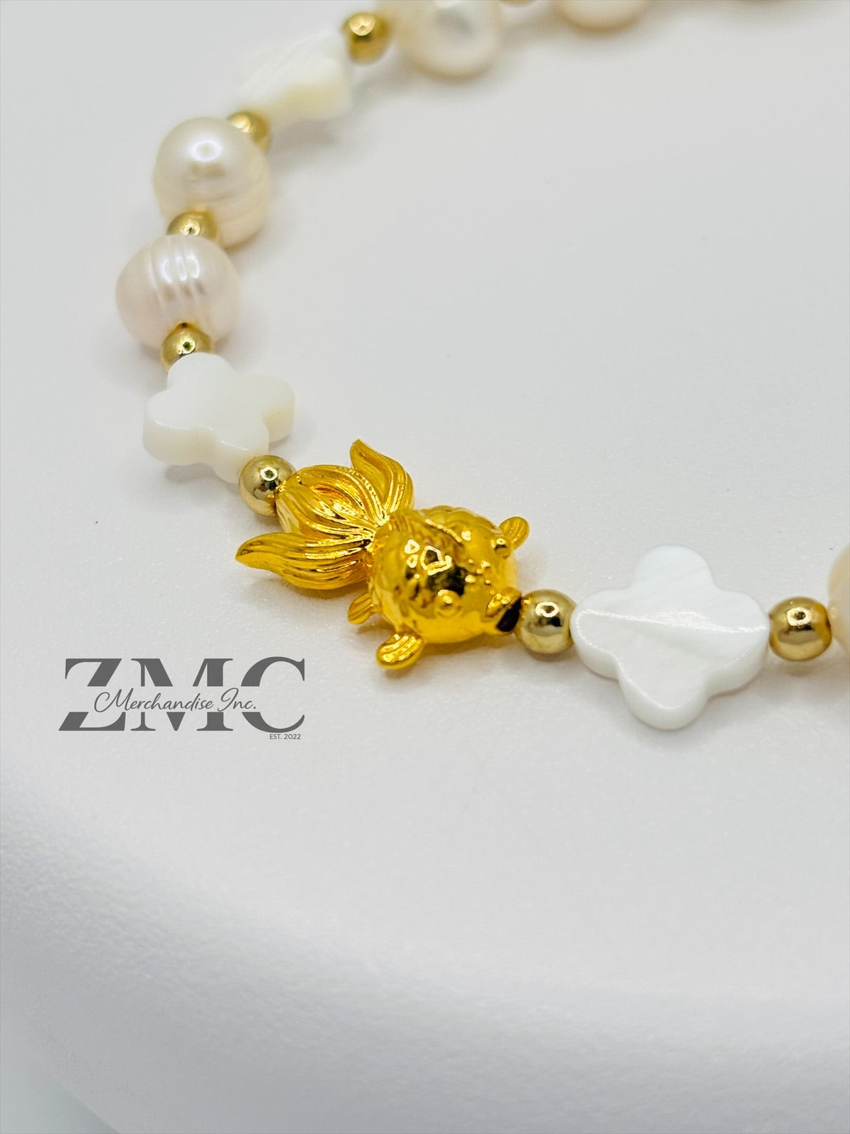 18K Gold Lucky Koi Fish Bracelet Fresh Water Pearl Stone ( Hollow Empty Inside)