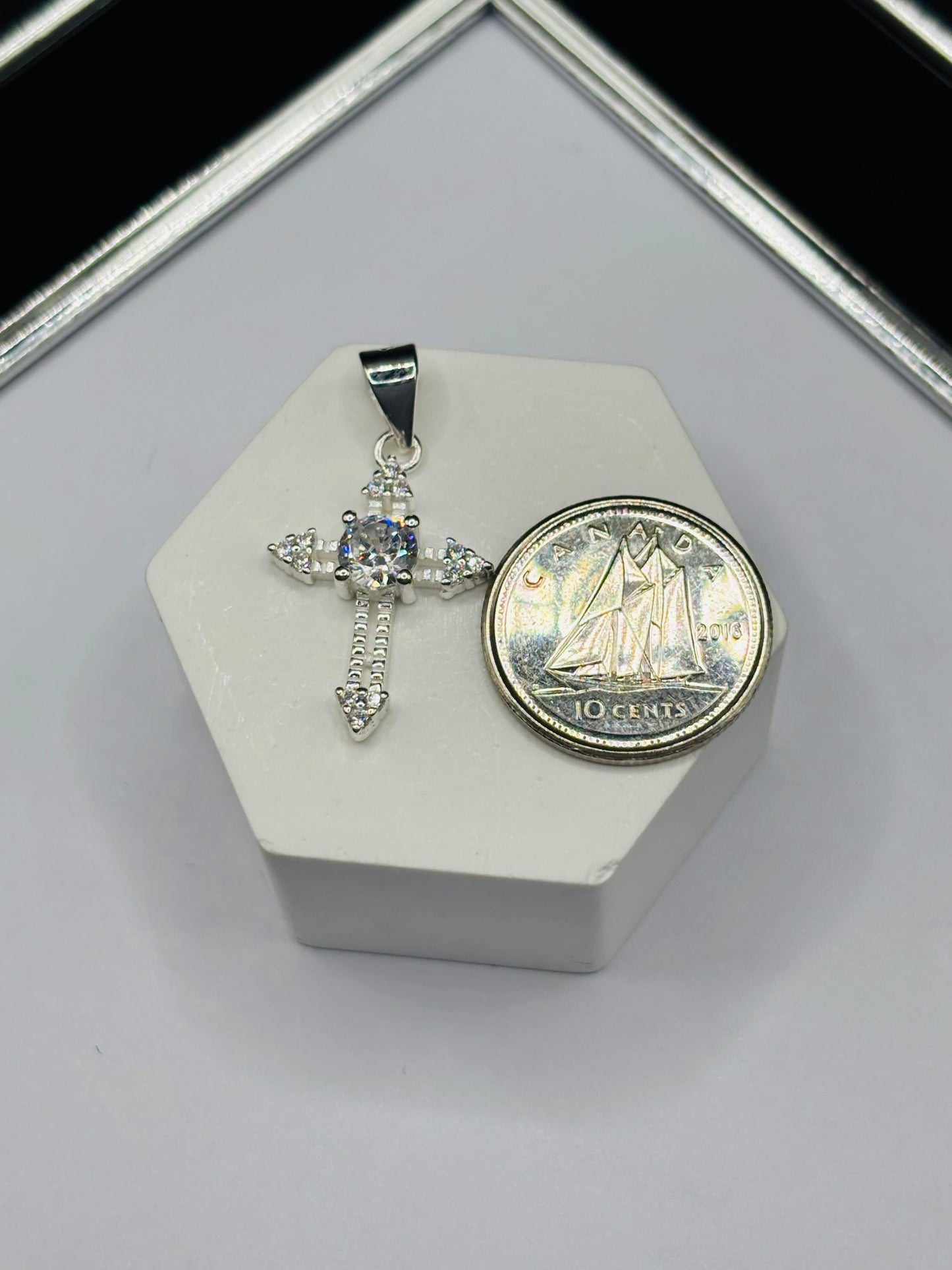 S925 Silver Cross Stone Pendant