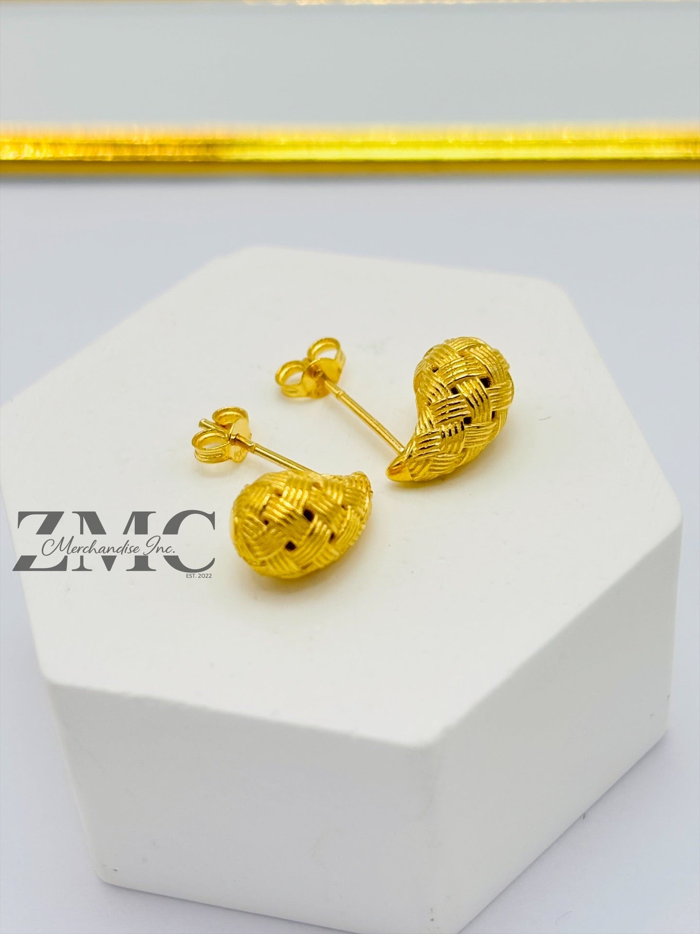 18K Gold Net Teardrop Earrings