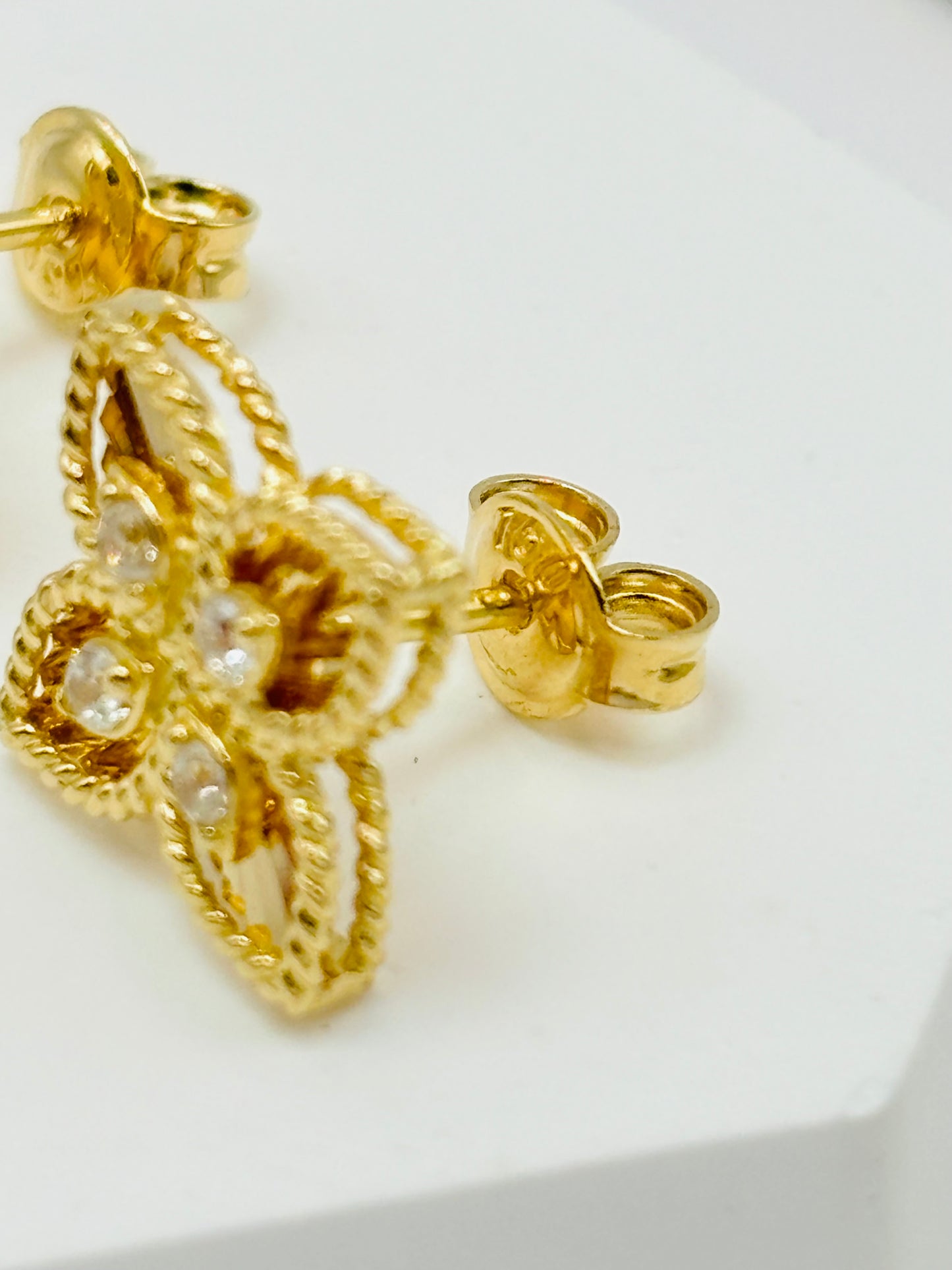 18K Gold Flower Earrings