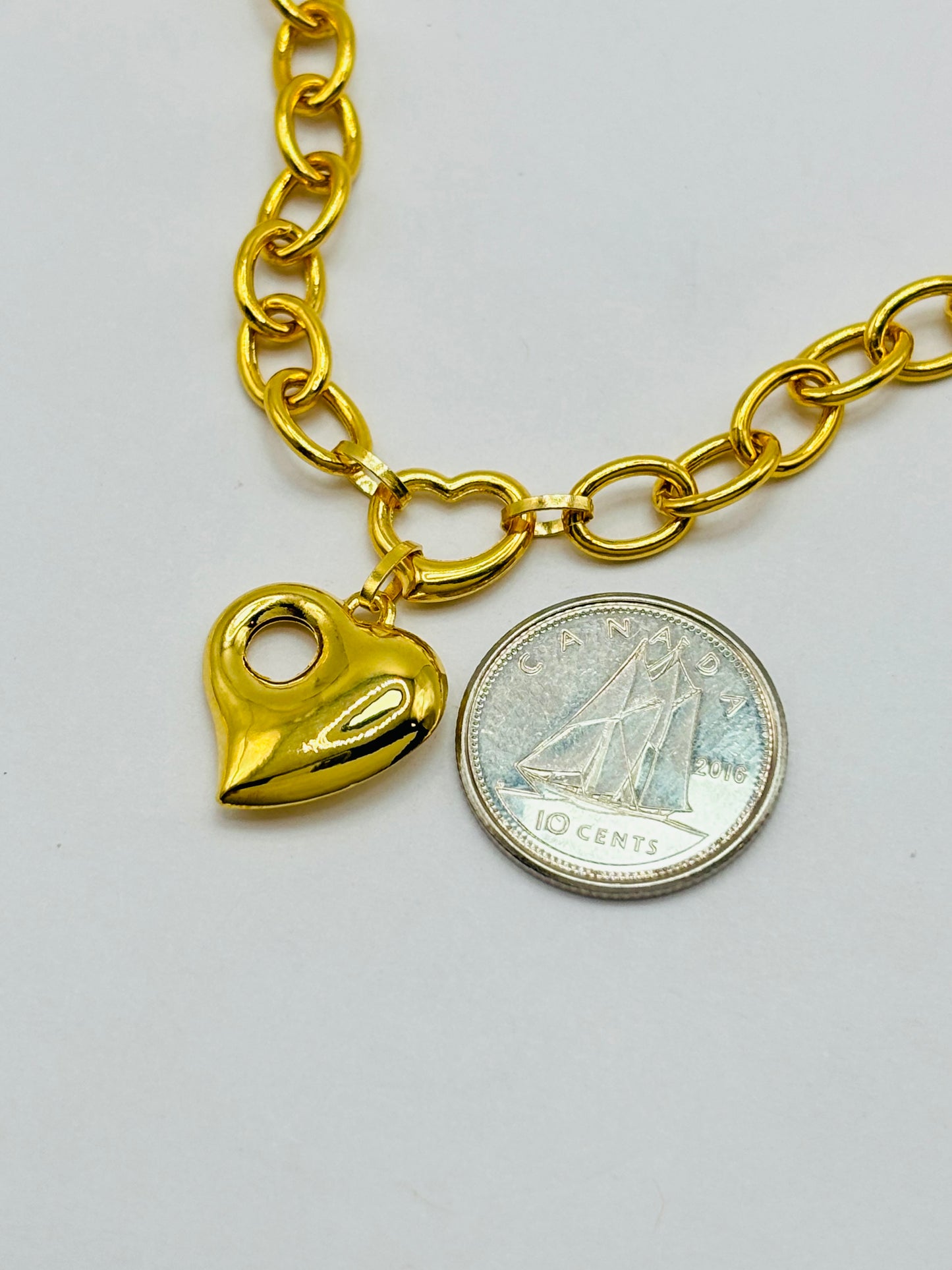 18K Gold Bracelet with Heart Charm