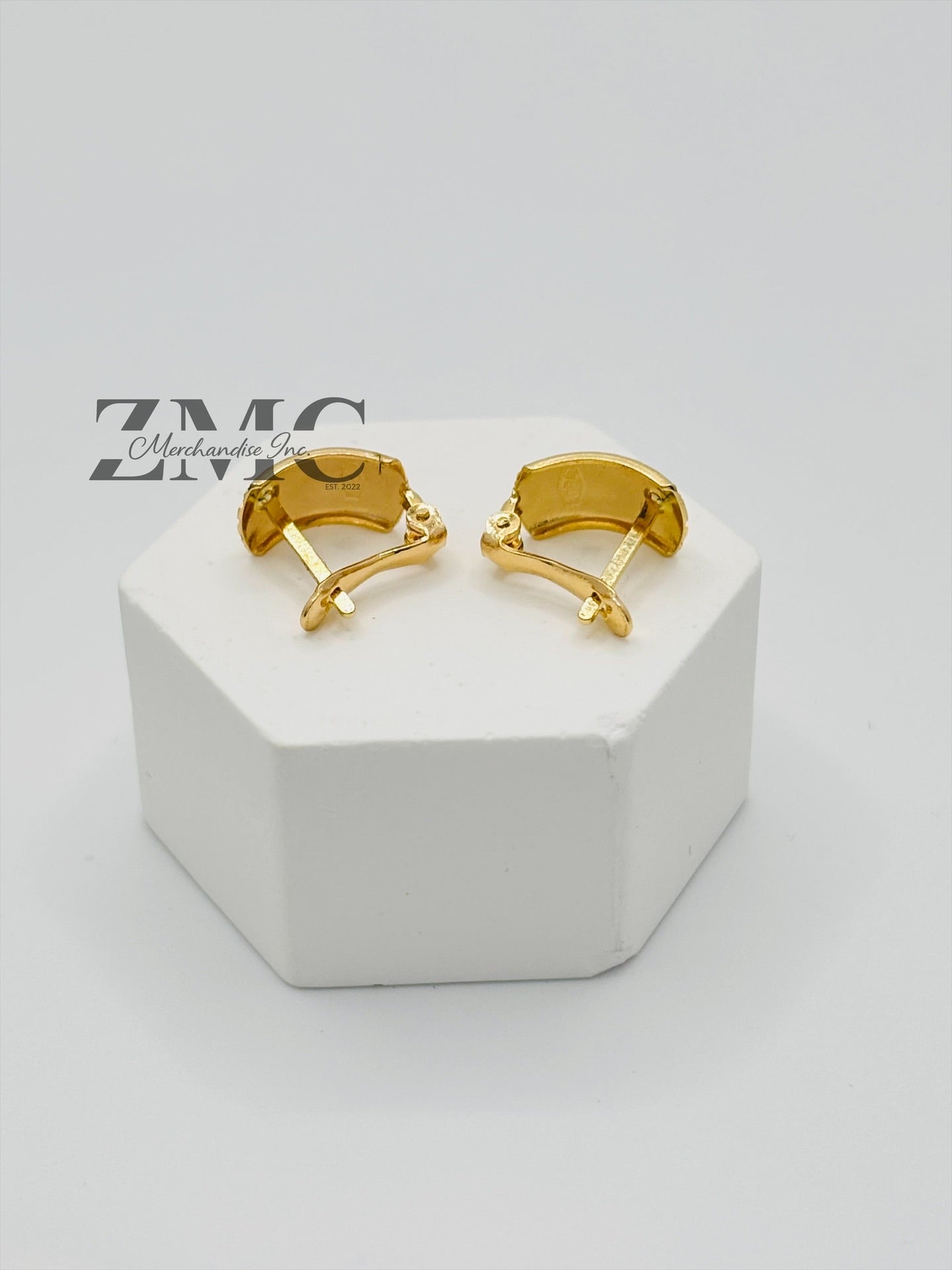18K Gold Line Clip Type Earrings