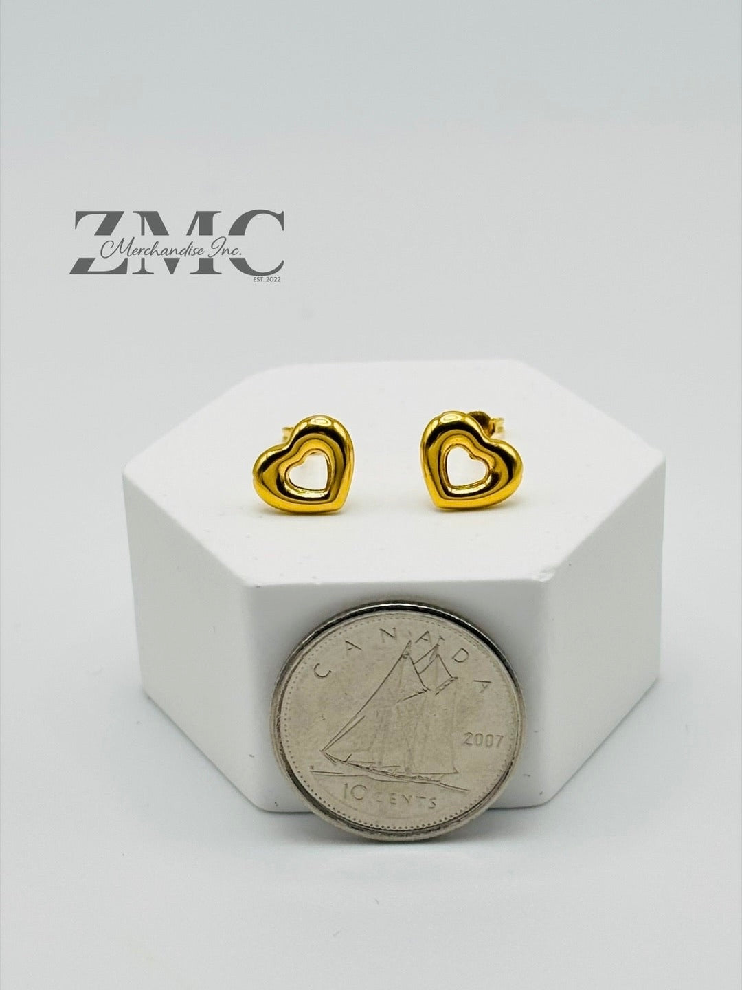 18K Gold Heart Earrings