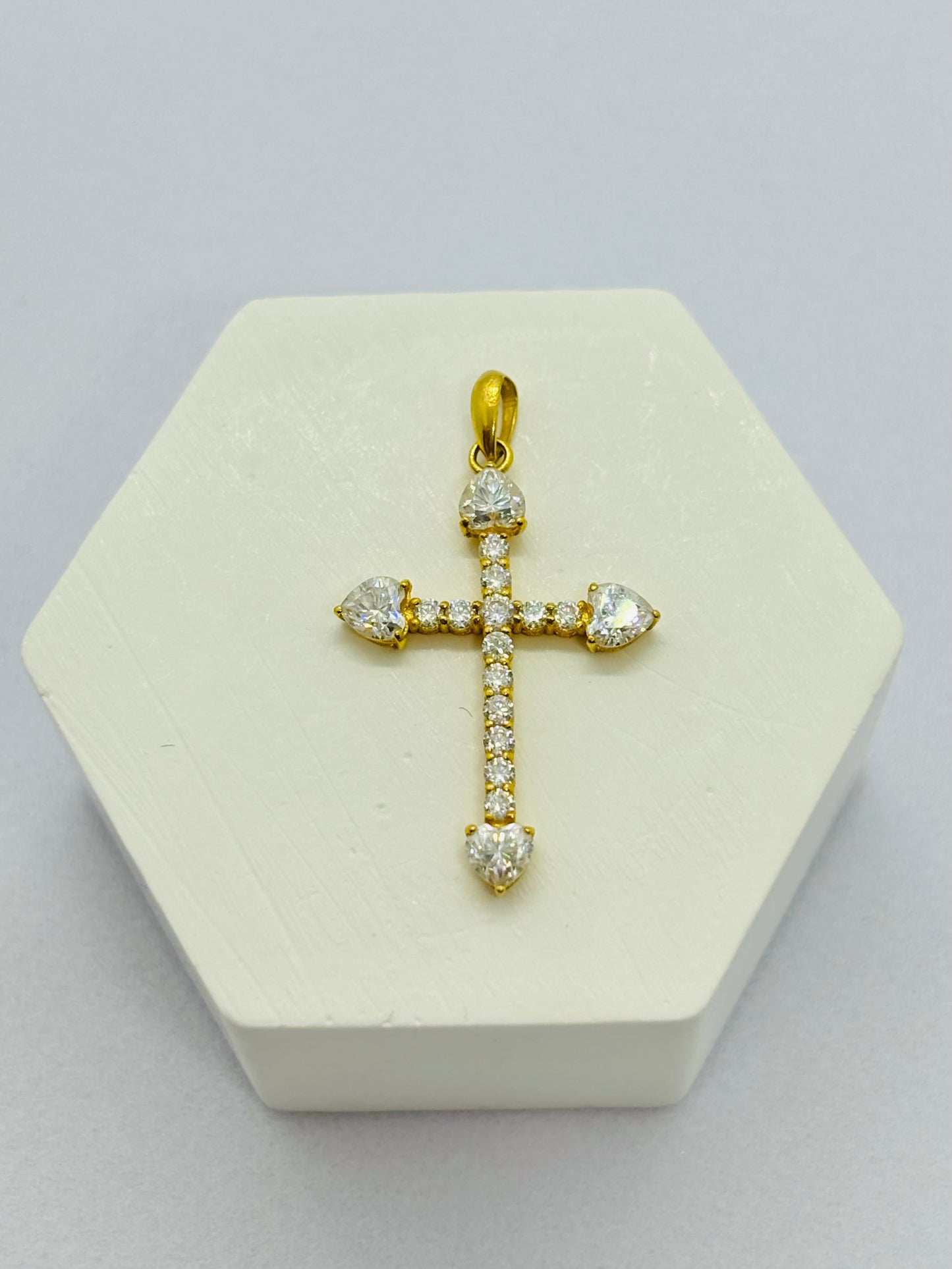 18K Gold Moissanite Diamond Cross Pendant