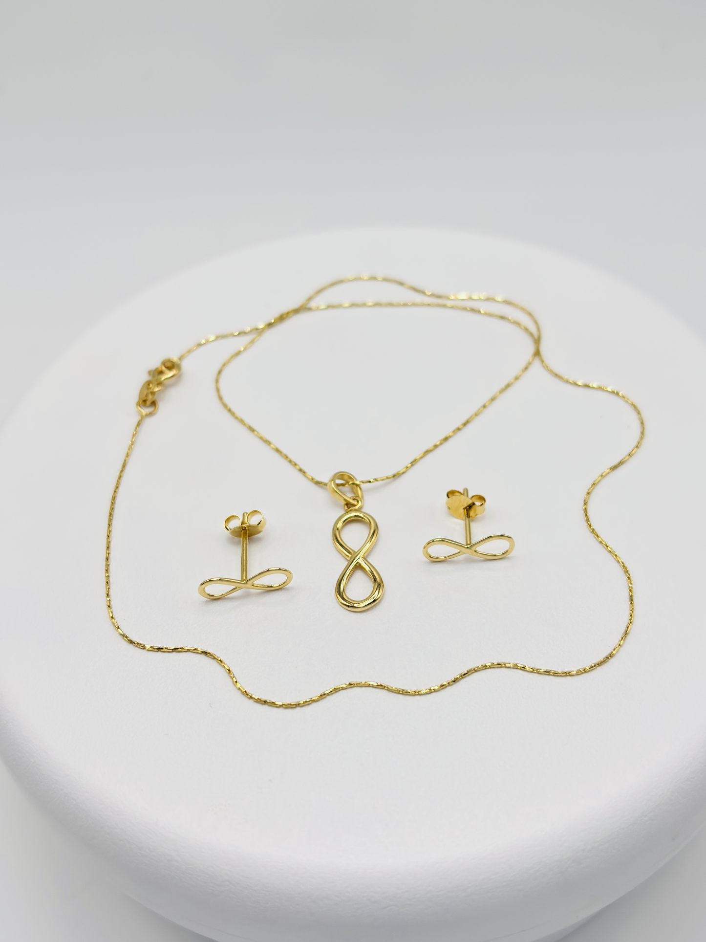 18K Gold Infinity Earrings and Necklace Set