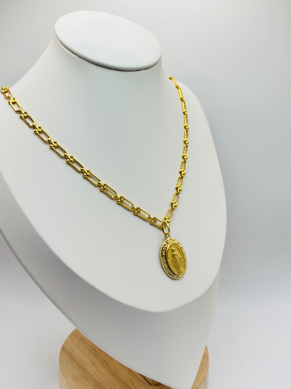 18K Gold Flat Hardware Necklace