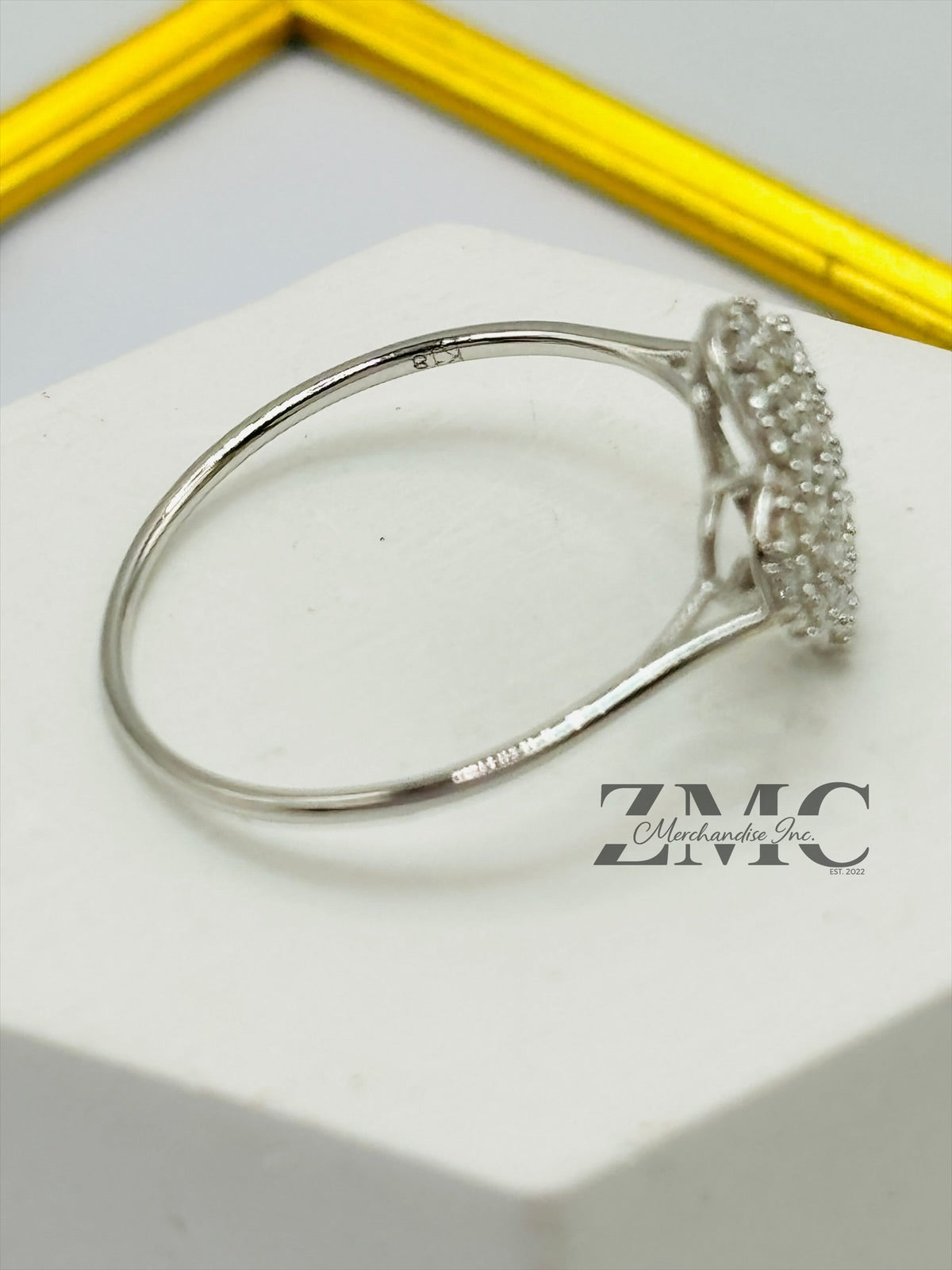 K18 Japan Gold Clover 0.50 carat Natural Diamond Ring